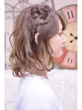 メイズ(MAZE) ミディアムのハートアレンジ【メイズ東中野・鍛原志行】