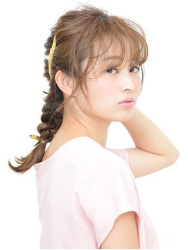 アース オーセンティック 長崎浜町店(EARTH Authentic) こなれ三つ編みアレンジ