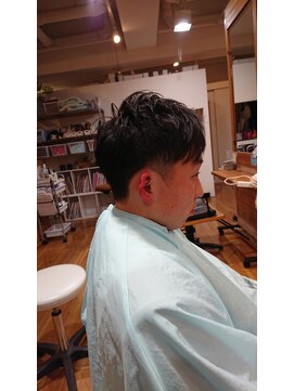 ルーツ(roots) ツーブロックマッシュ