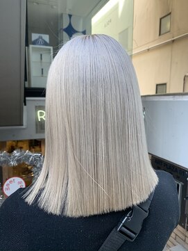 ラフ 難波店(LAFF) #黒髪#ボブルフ#ネビージュ#小顔#ワンレン