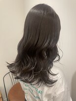 リリアーナ(LILIANA)&nbsp;韓国ヘア　カラー　上品　ミディアム　ロング　アッシュ　池袋