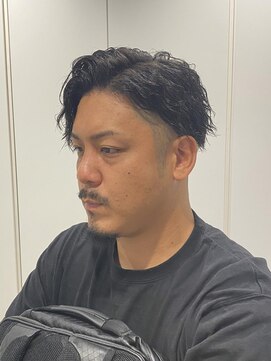 ドルクス 日本橋(Dorcus) 大人の男性にオススメのヘアスタイル　登坂広臣髪型