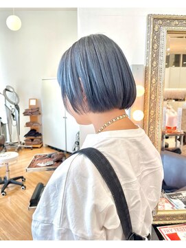 コワファースト させぼ五番街店(COIFF1RST) アッシュブルー☆