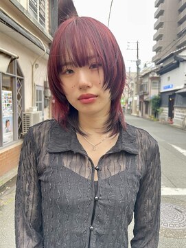 カムジーヘッドカミノウラ(COMEGHEAD KAMINOURA) ミディアムウルフ×ディープレッド