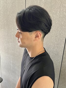 ニアウ 太田店(Niau) メンズナチュラルセンターパート毛流れパーマニュアンスパーマ