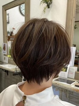ヘアンドメイク リース(hair&make Wreath)の写真/骨格や髪質を見極めたカットで、あなたに似合うショートスタイルをご提案！ショートでも小顔に導きます☆