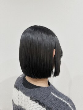 イリス(Iris) ダークアッシュ