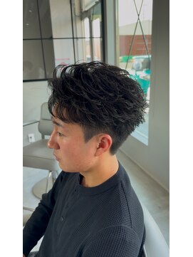 ホワイト(WHITE) フェザーパーマ/フェザーショート/メンズパーマ