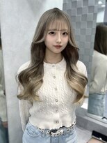 ジーナ 名駅(XENA.)&nbsp;《karen》ミルクティー/グレージュ/ベージュ/ブリーチ/韓国ヘア