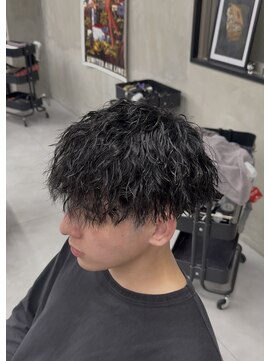 バジー バイ ディーアンドティー(Buzzy by D&T) ツイストスパイラルパーマ