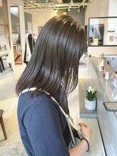マッシュ グランバーズ 布施(MASHU GRANDVASE) 【東大阪布施】透明感オリーブグレージュ