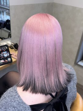 ルシティ(Le City) pink×Black【ダブルカラー/ブリーチ/髪質改善/インナーカラー】