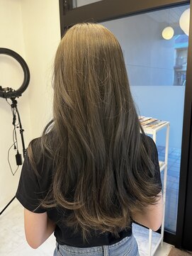 ブリーチベースからのオリーブベージュ