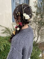 ラポール 蟹江(RAPPORT)&nbsp;【ヘアアレンジ】華やか編みおろしと金箔飾りの上品見せ