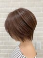 アボックス(abox)&nbsp;大人向けショートカットです、ラインを素敵に軽いスタイルです