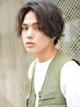 ディッセンバー 渋谷(December) 【December】無造作くせ毛風パーマ センターパート