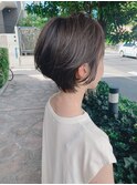 丸みショートボブ☆カーキアッシュ