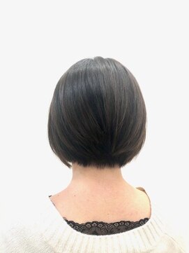 クオリス 上福岡店(QUALIS) 30代40代50代/白髪染め/艶カラー/ショートボブ/透け感/アッシュ