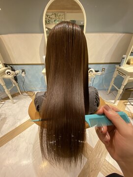 ロンド ストラーダ 心斎橋(Lond strada) シルキーベージュ×グレージュカラー【髪質改善/縮毛矯正】