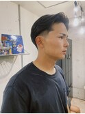 メンズカット刈り上げセンターパートスキンフェードバーバー