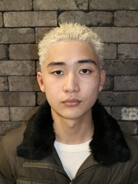 スリーセント 栄(3/cent) イージードリル/パンク/刈り上げショート/ホワイトブロンド