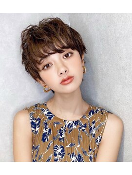 ヘアーデザイニング アルドール 無造作ショートスタイル♪