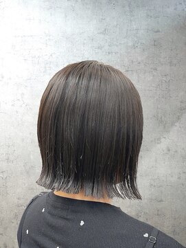 ティエル 町田店(tiel) 【オイルで簡単】外ハネタッセルボブ