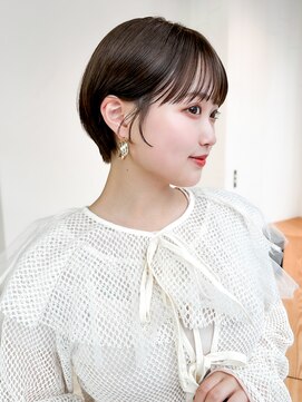 小顔顔周りレイヤー前髪カットおくれ毛ショート_F20923