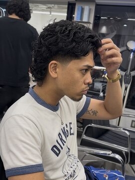 グルーマーズトウキョウ(GROOMER/S TOKYO) men's/メンズ/リバースセンターパート/サーフカール/神保町/眉毛