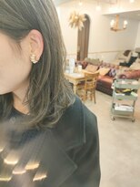 シェリー(Cherie) 赤み撃退カラー/赤みゼロ/くびれミディアムレイヤー/透明感