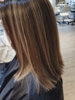 ベベ('BEBE)&nbsp;ミディアム ハイライトカラー