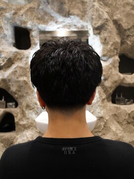 チルチェア 横浜(CHILL CHAIR) アクティブショート×テーパーフェード