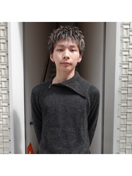 ニール 名古屋 伏見 丸の内(NEELU) シャギーショートスタイル
