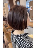 ヴィサージュクルー(VISAGE crew) 丸みで小顔にショートボブ!