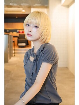 ラヴィズム 栄店(LUVISM) 栄/矢場町/ダブルカラー/顔周りレイヤー/ハイトーン/ブリーチ