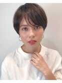 小顔 &nbsp;ワンサイドショート ブランジュ ブリーチ ホワイトカラー