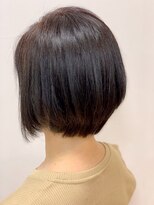 アークスヘアー&nbsp;艶感べージュスタイリング簡単無造作カール×フェミニンショート