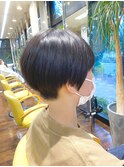 ソフト刈り上げショートボブ
