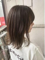 【ミディアムハイライトベージュ】