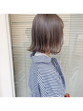 ミント(mint) 切りっぱなしボブ/ボブ/シルバーグレー/ミルクティー