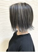 【morio】札幌ボブ　ぱつっと黒髪ハイライトボブ