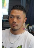 クロップ　アイパー　スキンフェード