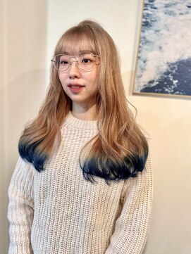 20代30代ホワイトベージュブルー裾カラーエンドカラー