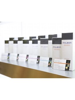 人気の商材"グローバルミルボン"取り扱い！思わず触りたくなるような質感の美髪へ導きます◎