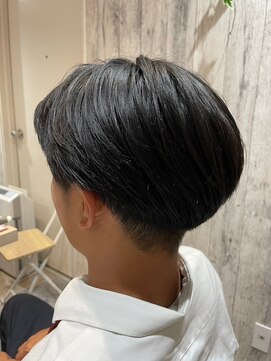 エヌアンドエー せんげん台店(N&A) ツーブロック×毛流れセンターパート/ビジネスマン/スーツ