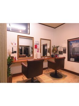 ゆったりとした時間が流れる人目が気にならない隠れ家サロン☆お手頃価格でいつでもキレイをキープ♪