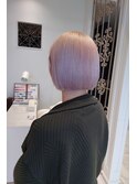 ホワイトピンクベージュボブ