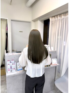 アチェロ(Acero.) オリーブベージュカラー