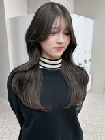 イロウ 天神大名店(IROW)&nbsp;グレージュ ヨシンモリ 韓国風巻き 透明感カラー