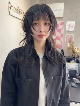 ナジック(749) ロングウルフ×レイヤースタイル